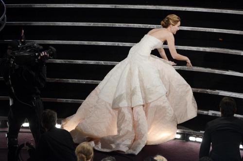 Падение Дженнифер Лоуренс на «Оскаре» 2013