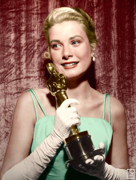 Грейс Келли в Edith Head за $4 000 (1955)