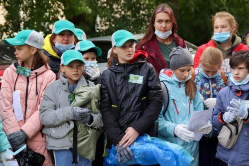 Коркинцы участвовали в "Чистых играх" и нашли куртку... Петра Первого!