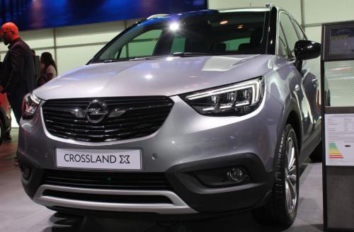 Opel Crossland X – кросс версия Меривы