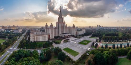 В МГУ имени М.В. Ломоносова учебный год начнется 1 сентября в очном формате