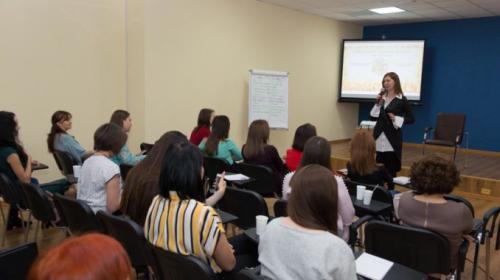 Успешные бизнес-леди Ноябрьска поделились опытом на первом форуме женщин предпринимателей
