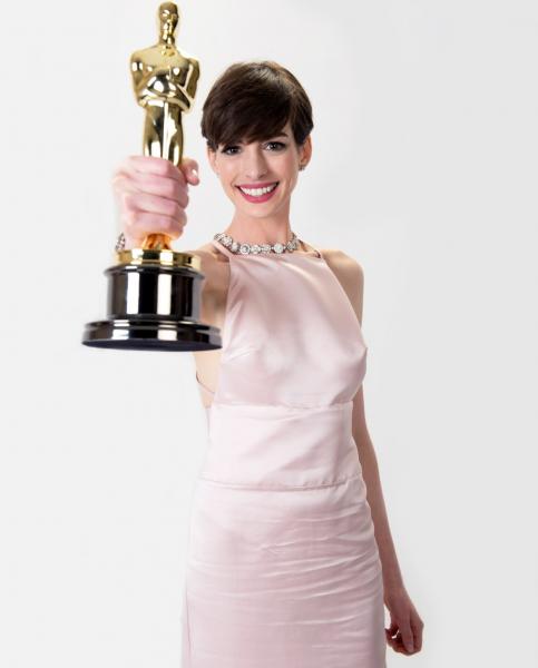 Энн Хэтэуэй на «Оскаре» 2013 