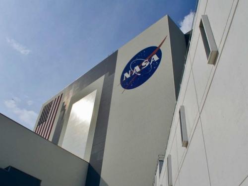 Астронавты НАСА будут строить свои жилища на Луне и Марсе из грибов