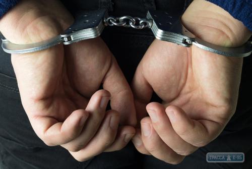Педофил осужден в Одессе на 13,5 лет за насилие над малолетней дочкой и пасынком