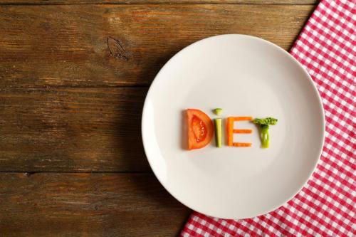Наука: диета может привести к чувству одиночества
