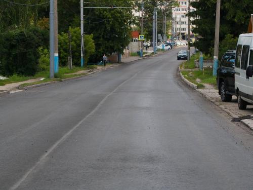 Подрядчик уложит асфальт на улице Фокина в Брянске заново