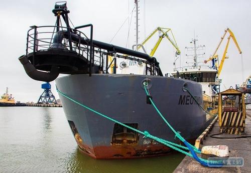 Объем дноуглубления в портах Украины с начала года превысил 1 млн кубометров