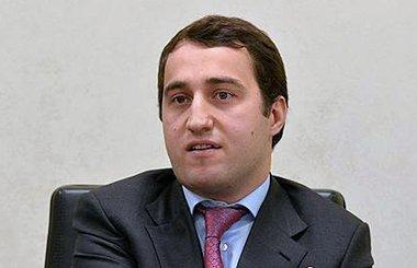Сын российского бизнесмена Гуцериева купил белорусский банк