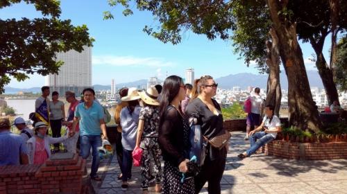Нячанг пытается справиться с наплывом китайских туристов