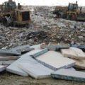В Одесской области на мусорной свалке нашли матрас с деньгами