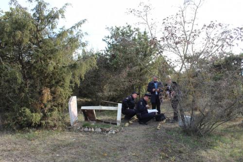 ЧП в Севастополе - вандалы разрушили могилу Неизвестного солдата в п. Сахарная головка